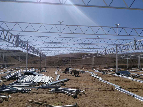 洛陽溫室大棚工程骨架安裝